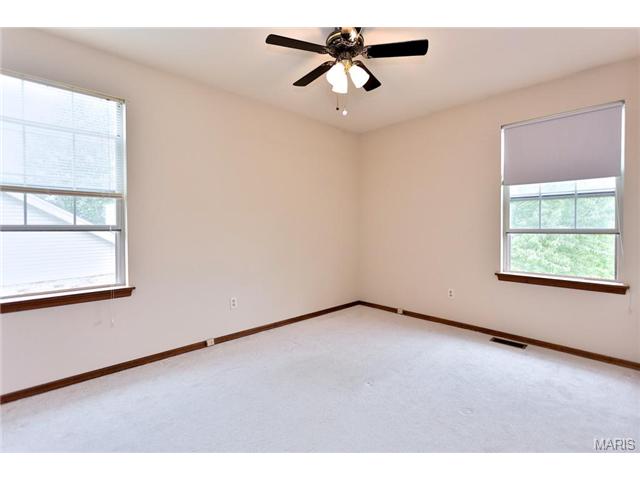 930 Cleta Dr, Ballwin, MO 63021 photo 17