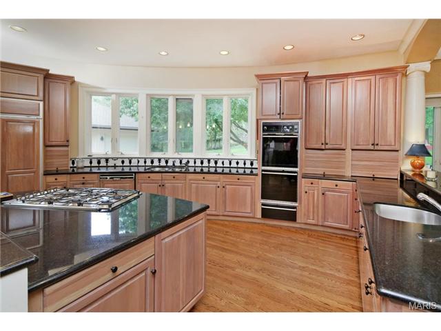 441 Park Rd, Webster Groves, MO 63119 photo 9