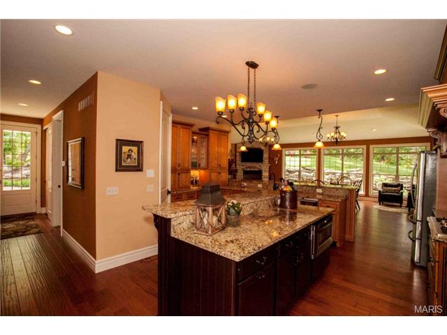 970 Stonecastle Dr, O'fallon, MO 63366 photo 26