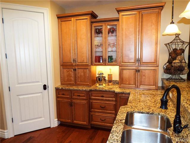 970 Stonecastle Dr, O'fallon, MO 63366 photo 28