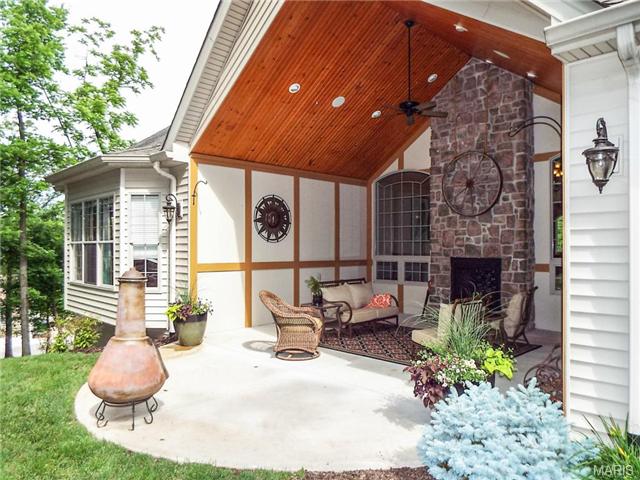 970 Stonecastle Dr, O'fallon, MO 63366 photo 7