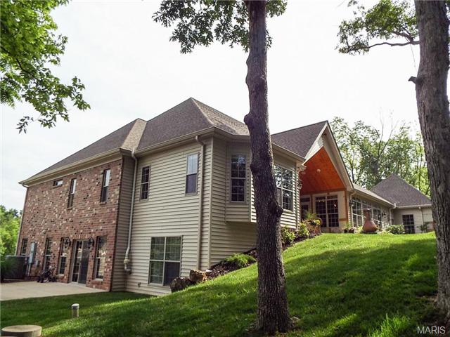 970 Stonecastle Dr, O'fallon, MO 63366 photo 6