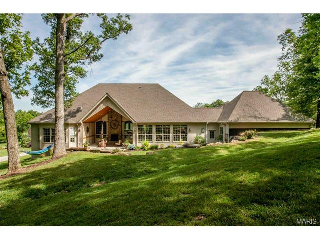 970 Stonecastle Dr, O'fallon, MO 63366 photo 4