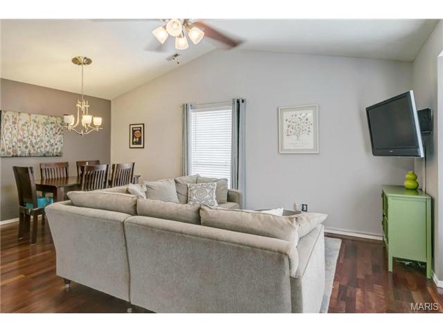 1110 Pocono Trail Dr #D, Ballwin, MO 63021 photo 4