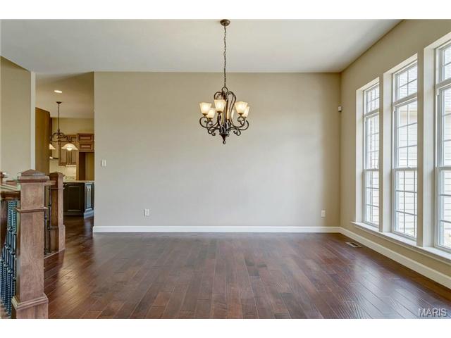 43 Gateview Ct, Wentzville, MO 63385 photo 4