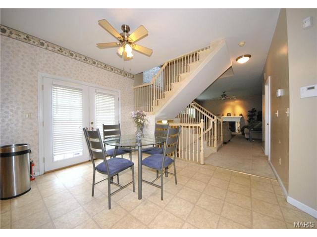 166 Valleybrook Dr, O'fallon, MO 63368 photo 4