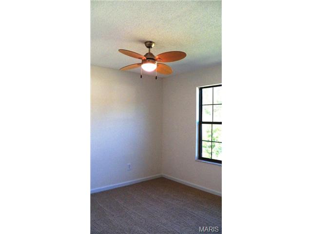 2412 Sundance, O'fallon, MO 63368 photo 15