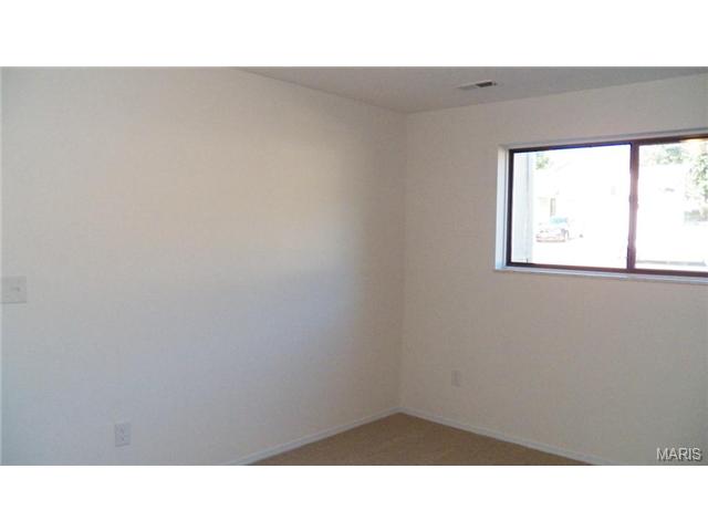 2412 Sundance, O'fallon, MO 63368 photo 23