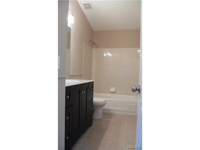 2412 Sundance, O'fallon, MO 63368 photo 11