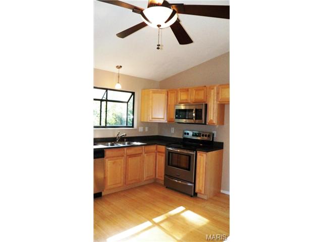 2412 Sundance, O'fallon, MO 63368 photo 6