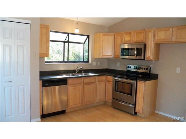2412 Sundance, O'fallon, MO 63368 photo 7