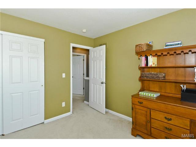558 Topaz Dr, O'fallon, MO 63366 photo 28