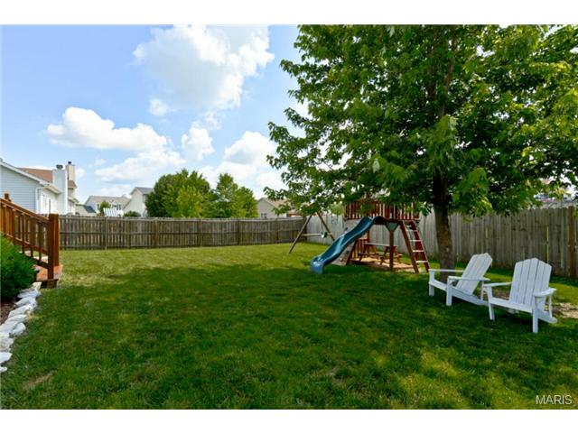558 Topaz Dr, O'fallon, MO 63366 photo 30