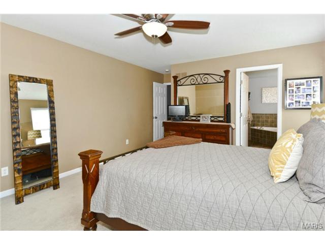 558 Topaz Dr, O'fallon, MO 63366 photo 27