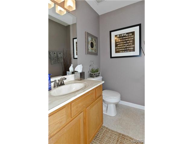 558 Topaz Dr, O'fallon, MO 63366 photo 21