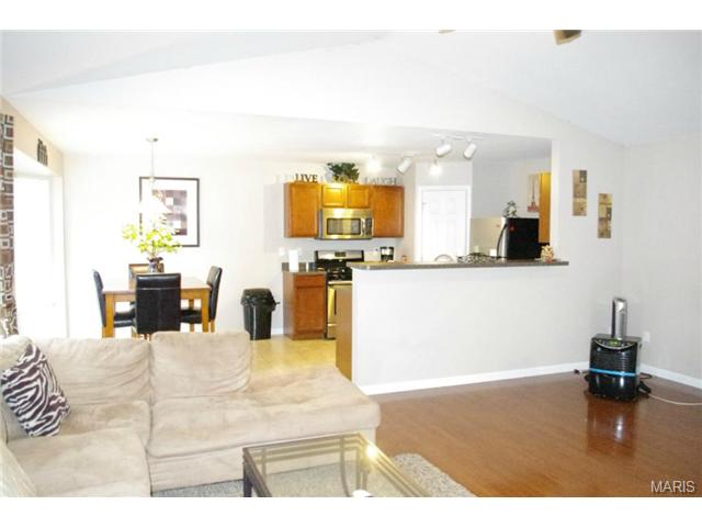 109 Marigold Mdws, O'fallon, MO 63368 photo 9
