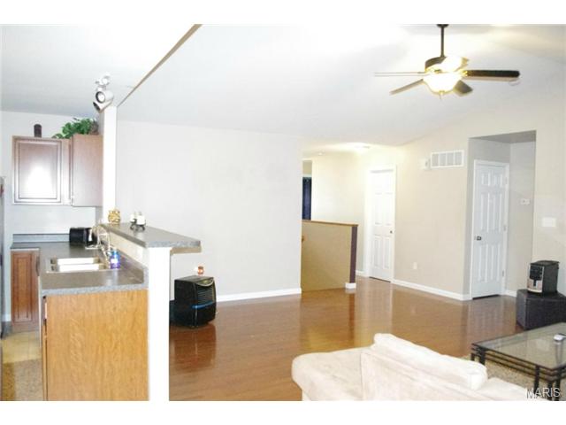 109 Marigold Mdws, O'fallon, MO 63368 photo 10