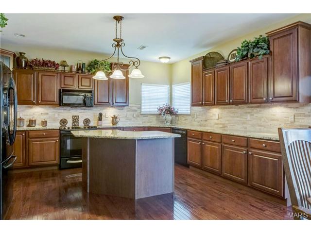 810 Aston Way Dr, O'fallon, MO 63368 photo 10