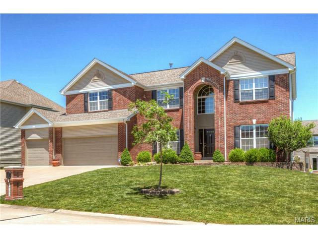 810 Aston Way Dr, O'fallon, MO 63368 photo 2