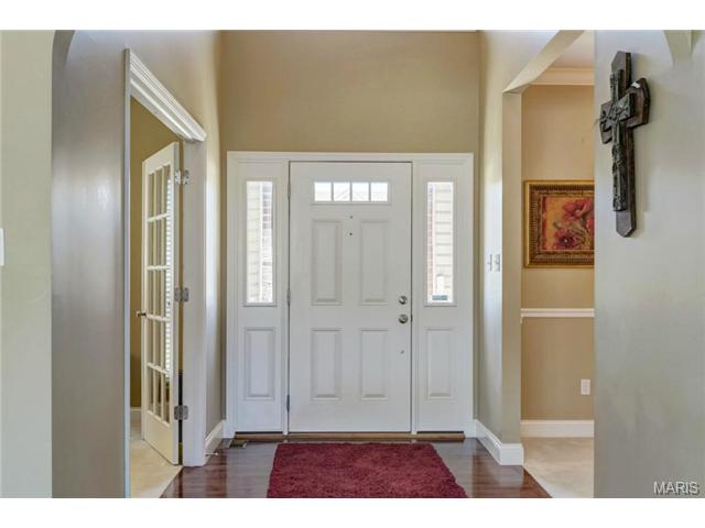 810 Aston Way Dr, O'fallon, MO 63368 photo 3