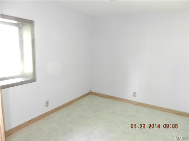 615 Westhoff Ave, O'fallon, MO 63366 photo 7