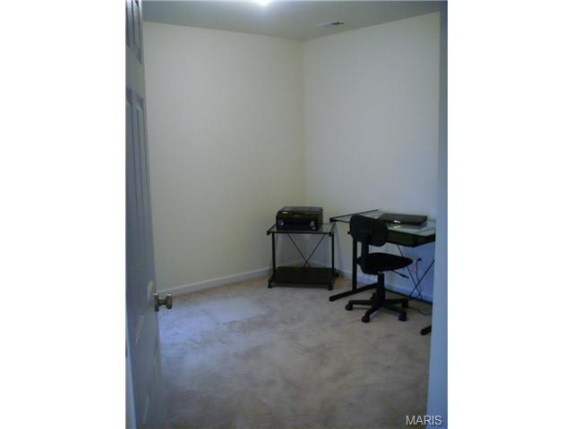 414 Wynchat Dr, O'fallon, MO 63366 photo 21