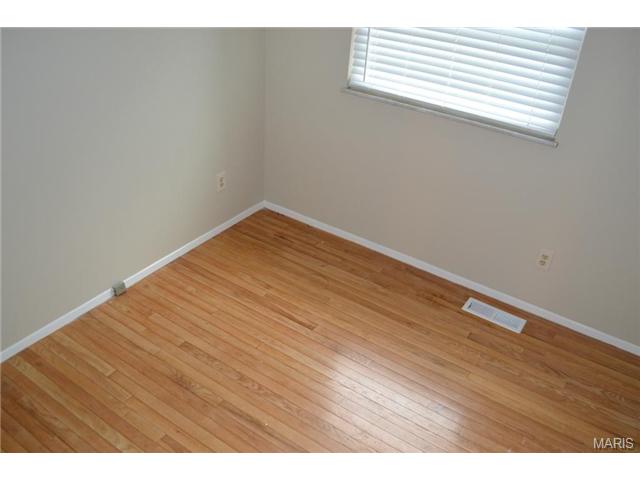 660 Twigwood, Ballwin, MO 63021 photo 16