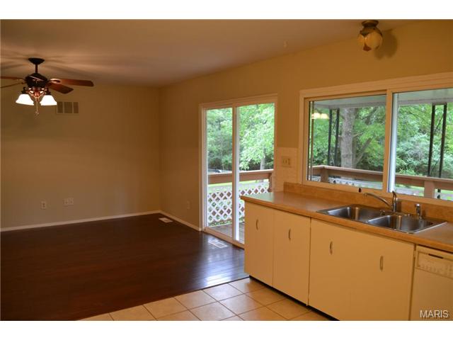 660 Twigwood, Ballwin, MO 63021 photo 11