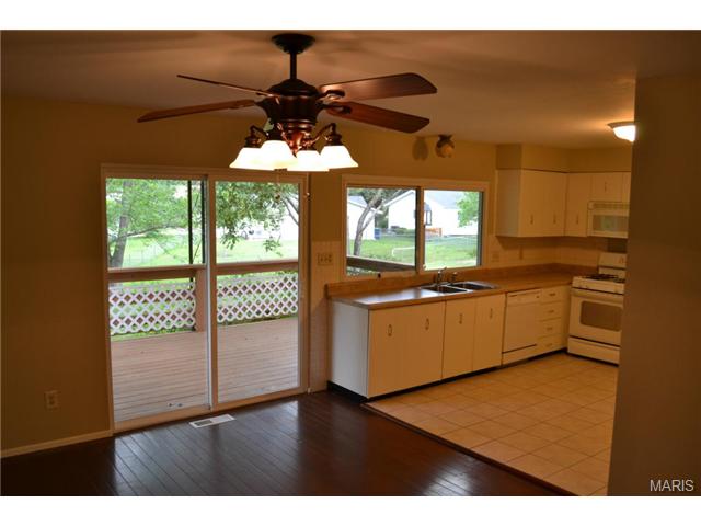 660 Twigwood, Ballwin, MO 63021 photo 7