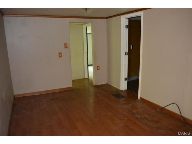 220 North Dr, Ballwin, MO 63021 photo 2