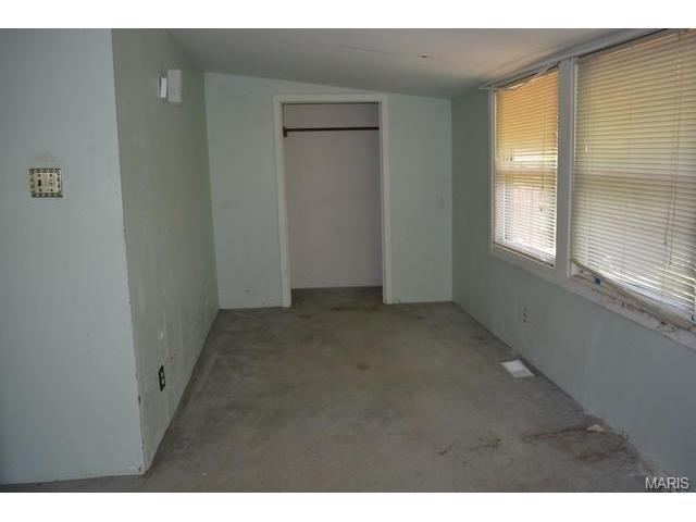 220 North Dr, Ballwin, MO 63021 photo 10