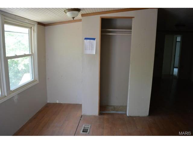 220 North Dr, Ballwin, MO 63021 photo 6