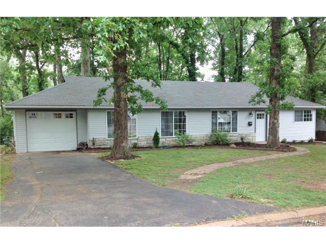 1082 Etherton, Saint Louis, MO 63126 photo 1