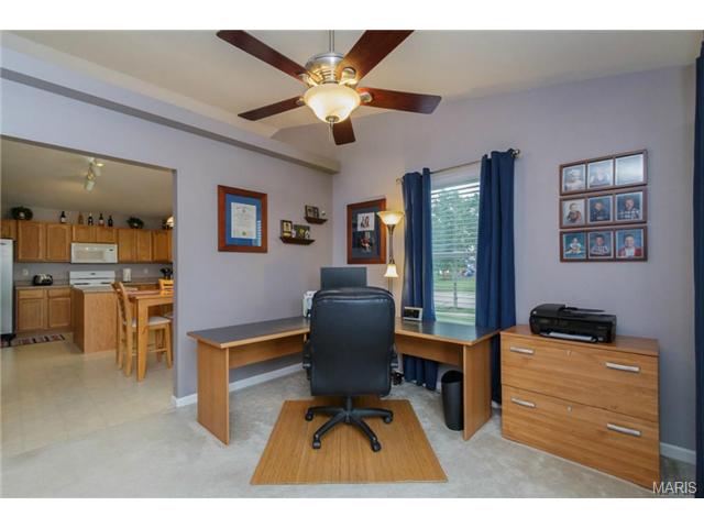 100 Rightfield Dr, O'fallon, MO 63366 photo 9