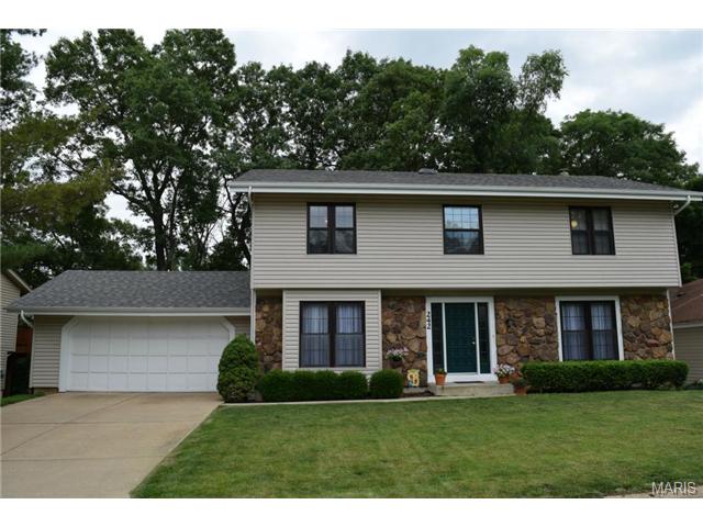 242 Walden Ct, Eureka, MO 63025 photo 1