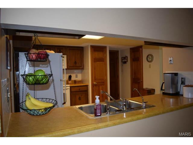 242 Walden Ct, Eureka, MO 63025 photo 8