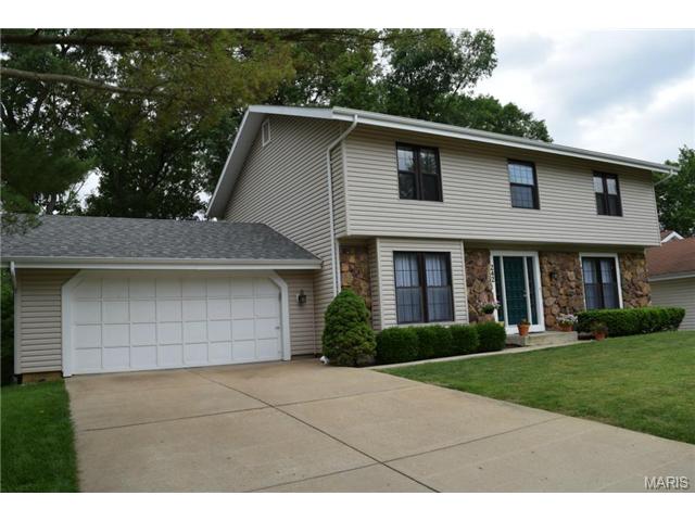 242 Walden Ct, Eureka, MO 63025 photo 2