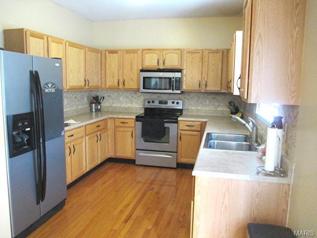 997 Tilestone Dr, O'fallon, MO 63366 photo 6
