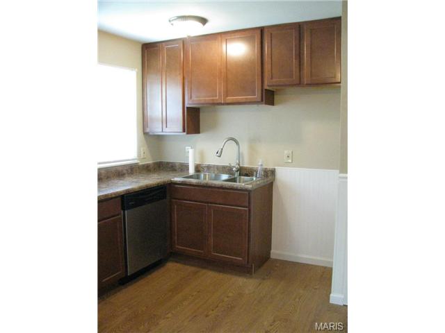 1244 Trails Dr, Fenton, MO 63026 photo 3