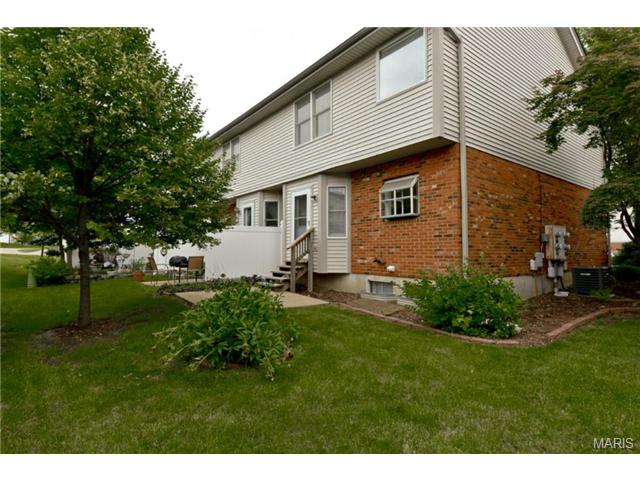 1348 Deerfield Estates Dr, O'fallon, MO 63366 photo 27