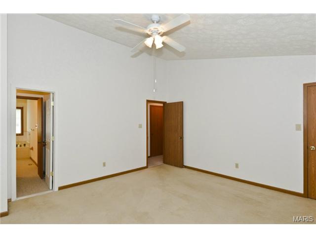 1348 Deerfield Estates Dr, O'fallon, MO 63366 photo 20