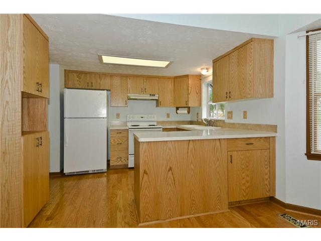 1348 Deerfield Estates Dr, O'fallon, MO 63366 photo 10