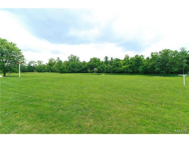 305 Bridle Path Ln, O'fallon, MO 63366 photo 37