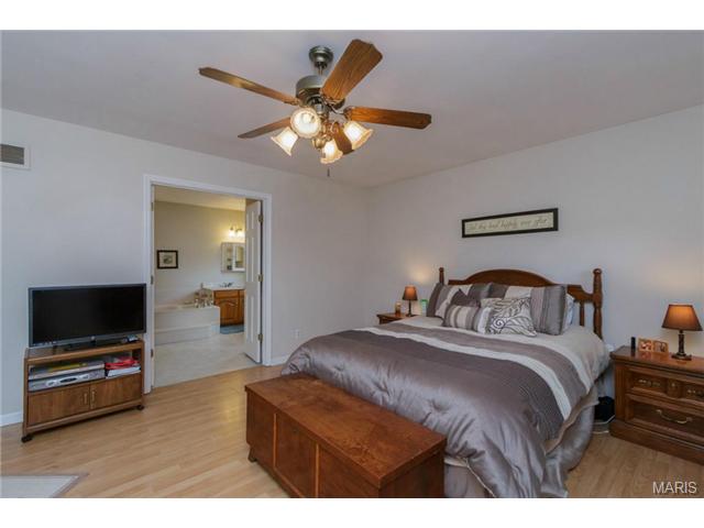 305 Bridle Path Ln, O'fallon, MO 63366 photo 26