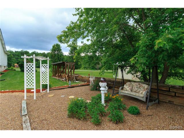 305 Bridle Path Ln, O'fallon, MO 63366 photo 49