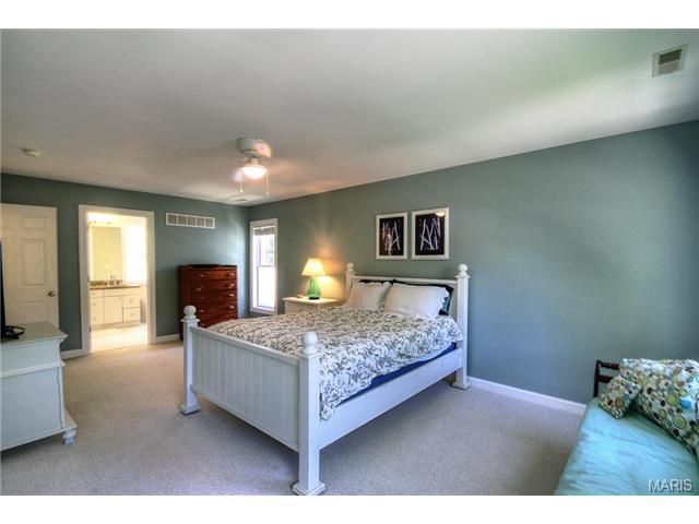 914 Dwyer Ave, Glendale, MO 63122 photo 15