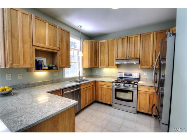 914 Dwyer Ave, Glendale, MO 63122 photo 9