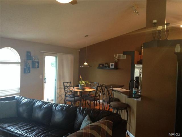 8 Wistar Way, O'fallon, MO 63366 photo 7