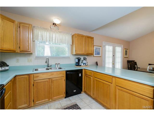 209 Westridge, O'fallon, MO 63366 photo 12