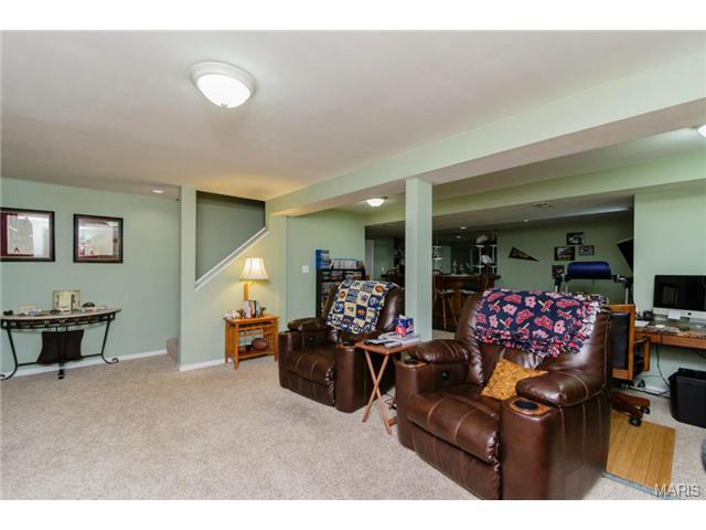209 Westridge, O'fallon, MO 63366 photo 6